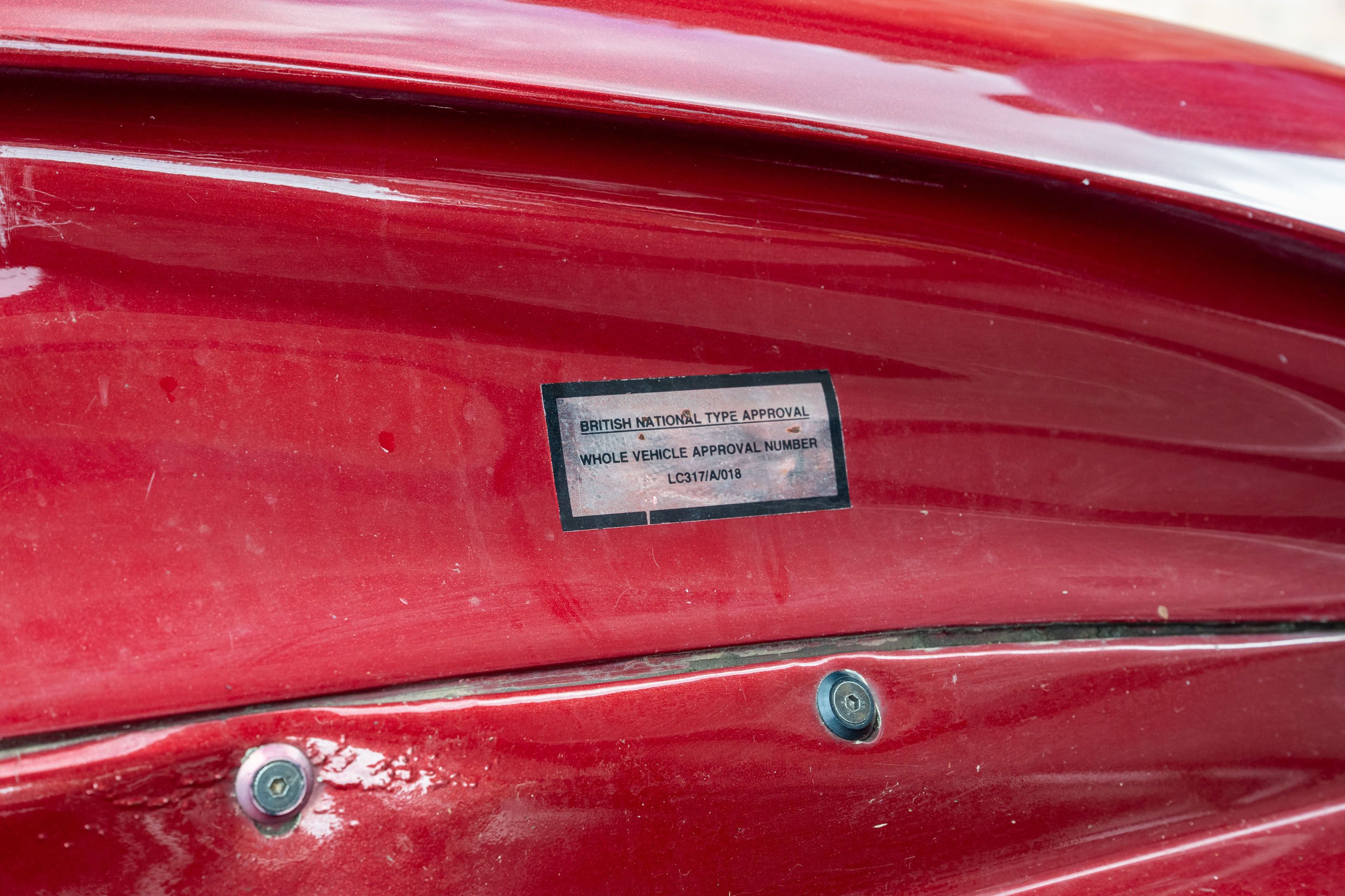 Photo 6 of 12 of 2000 TVR Cerbera Speed Six 4.0-litre