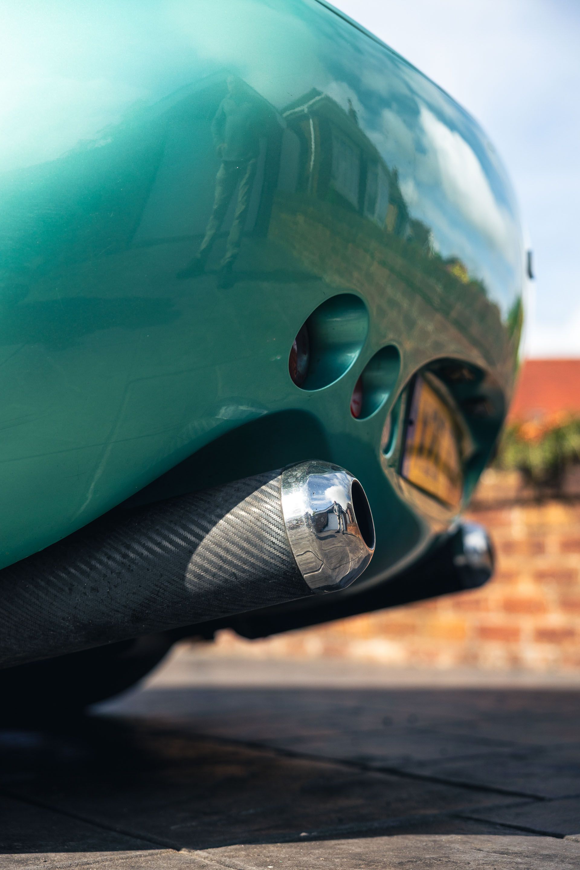 Photo 4 of 12 of 2001 TVR Tuscan Speed Six