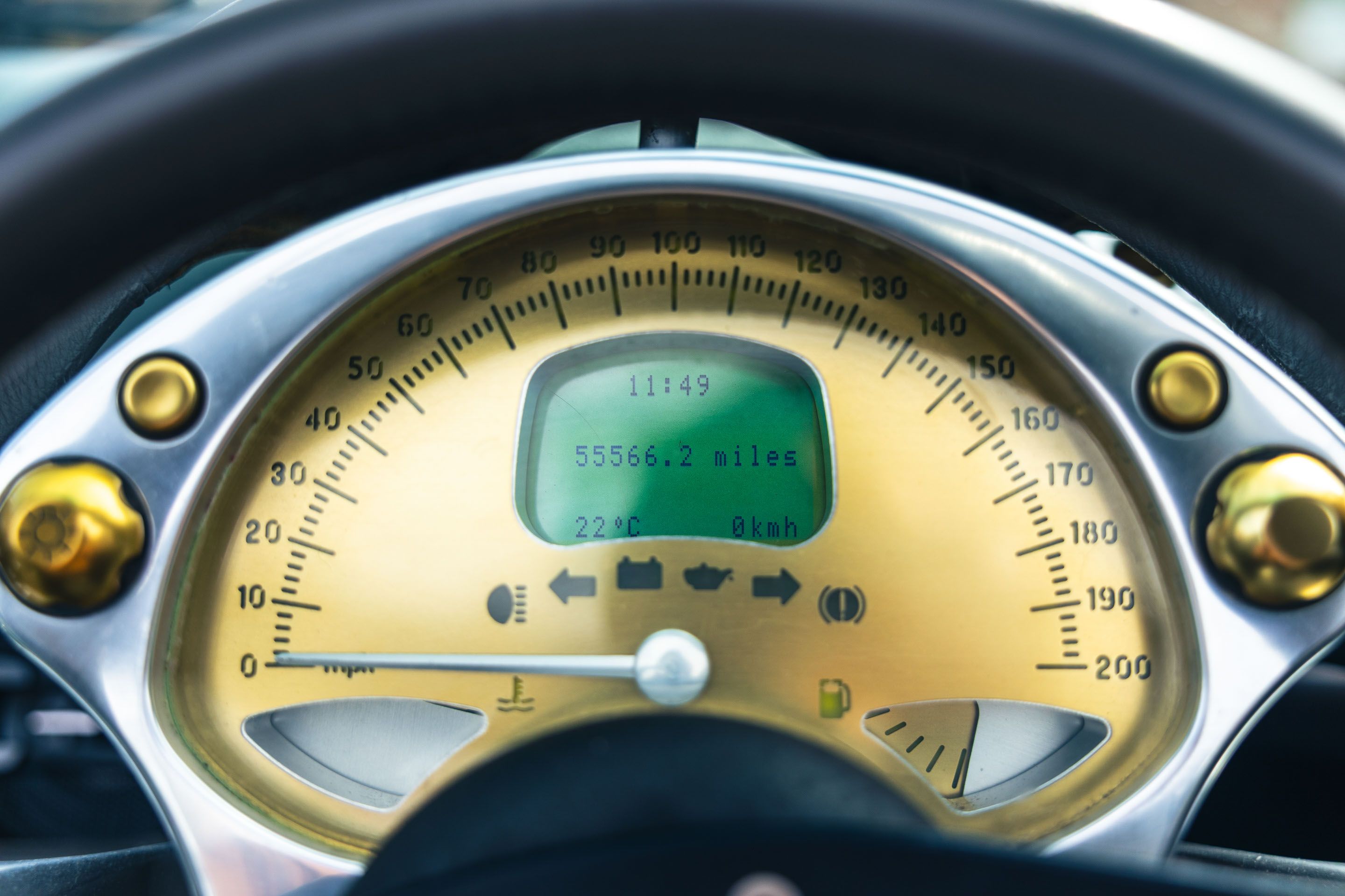 Photo 5 of 12 of 2001 TVR Tuscan Speed Six
