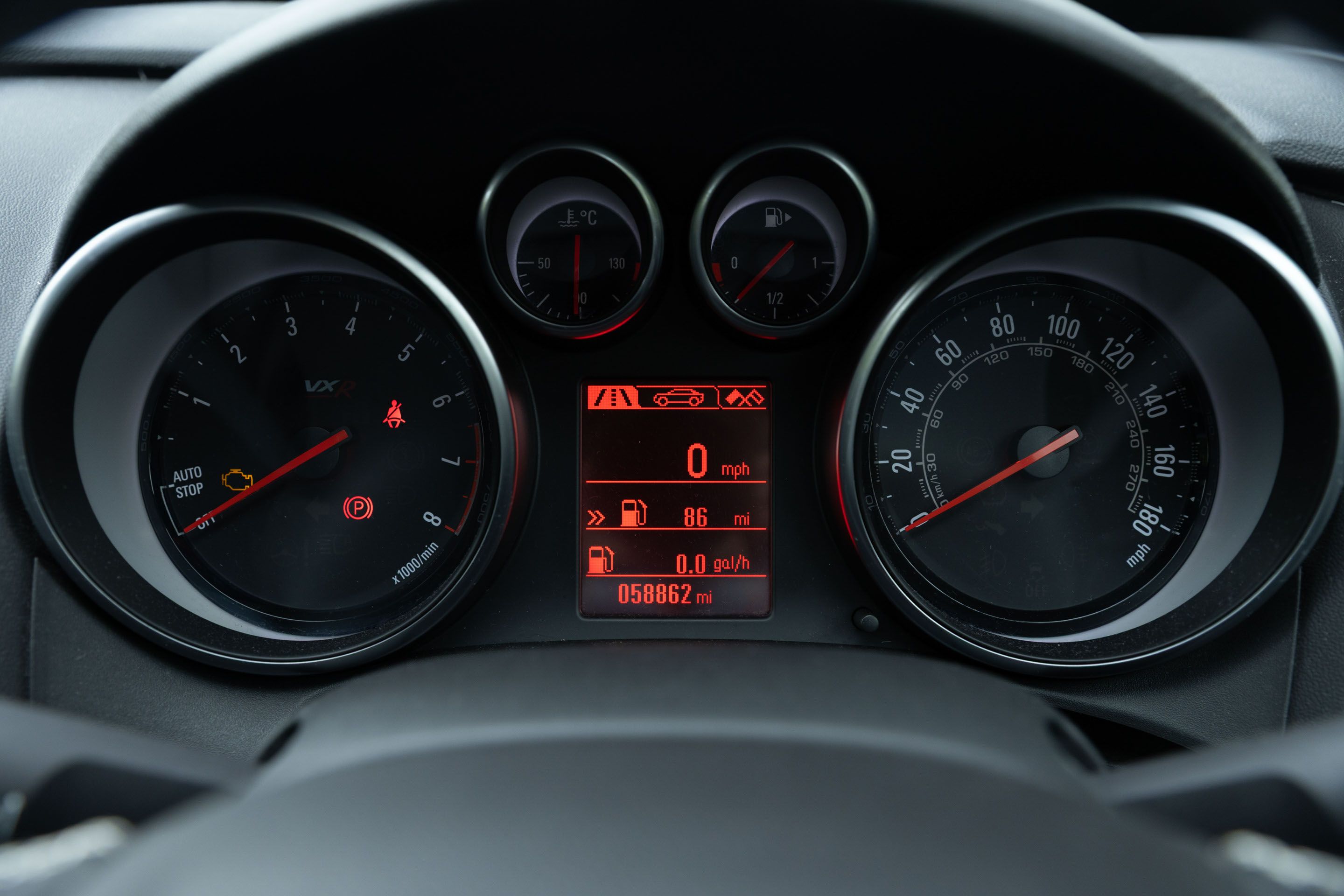 Photo 7 of 12 of 2013 Vauxhall Astra VXR