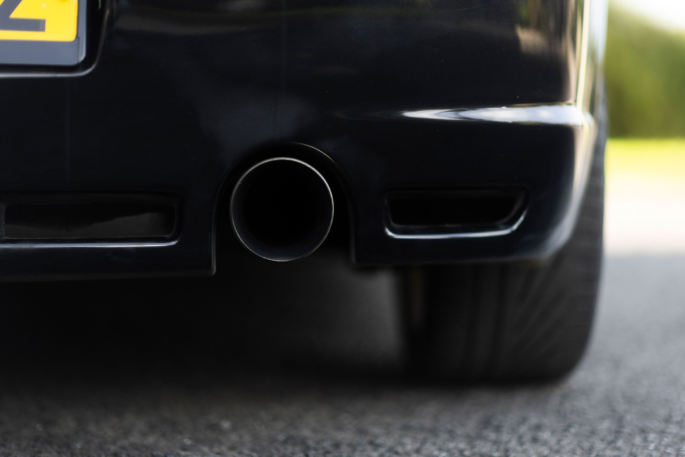 Photo 6 of 12 of 2003 Volkswagen Golf R32 Mk4