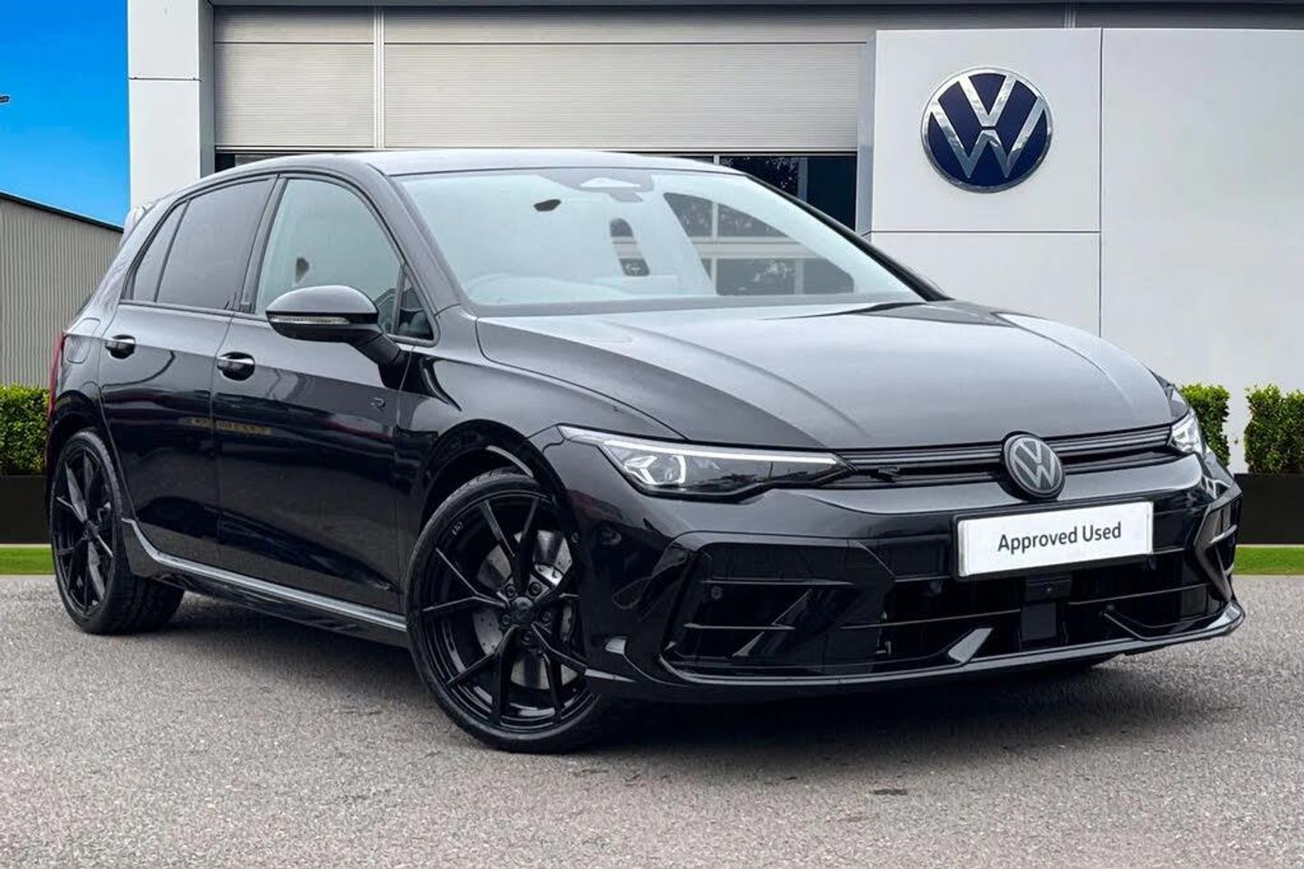 Used 2025 VOLKSWAGEN GOLF R BLACK ED TSI 4MOTION SA for sale ...