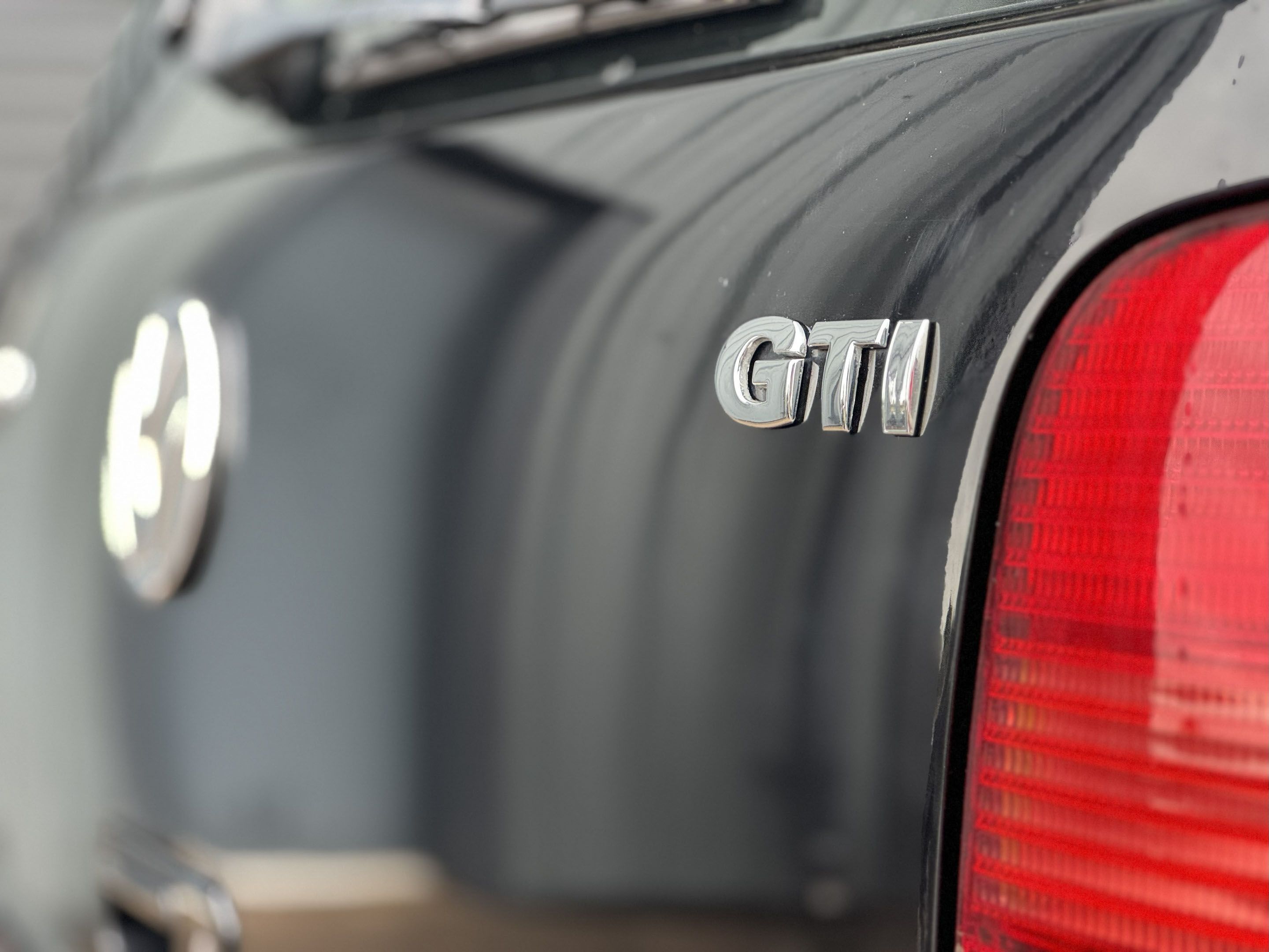 Photo 2 of 12 of 2001 Volkswagen Lupo GTI