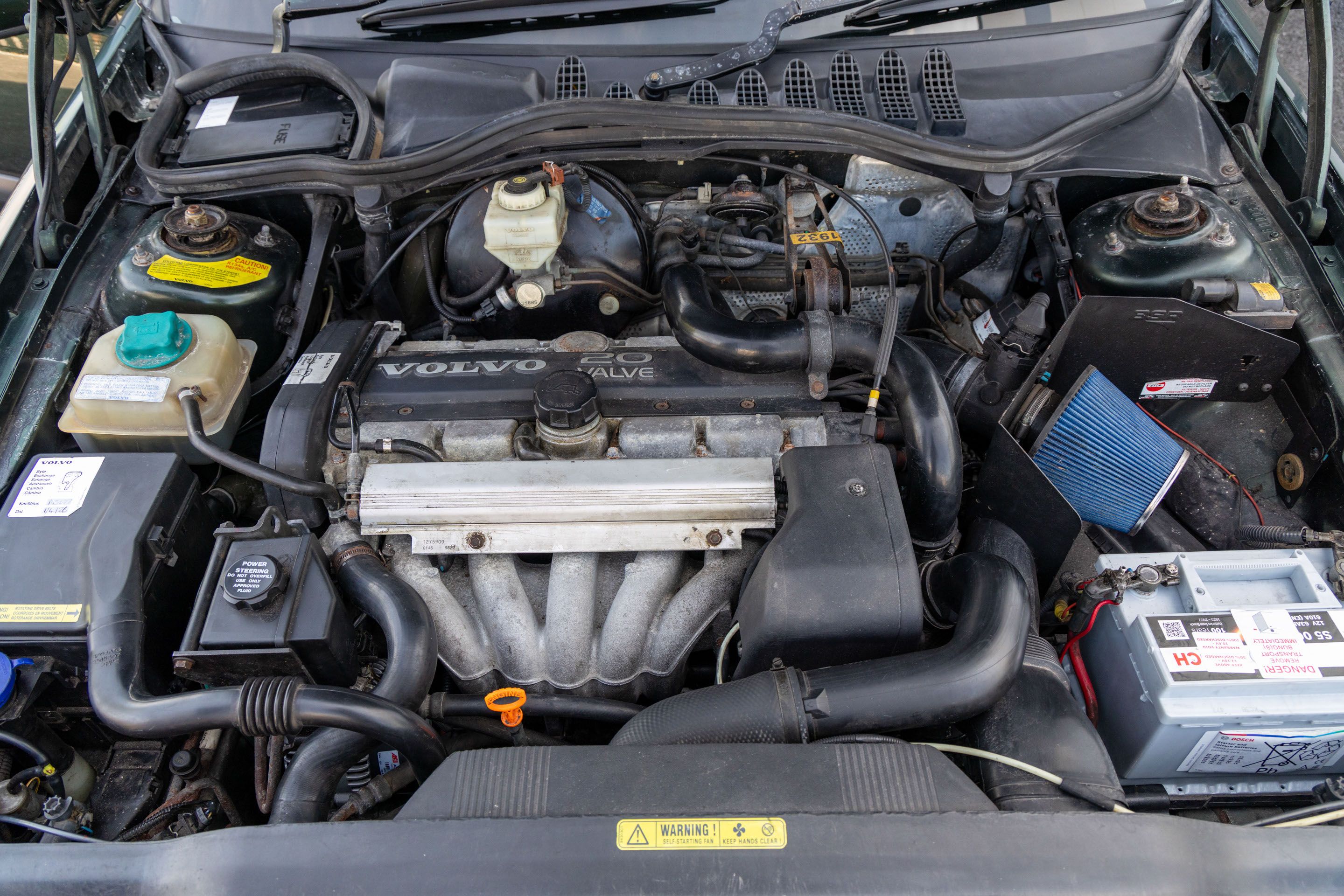 Photo 11 of 12 of 1995 Volvo 850 T5-R Estate (2.3-litre Turbo) Manual