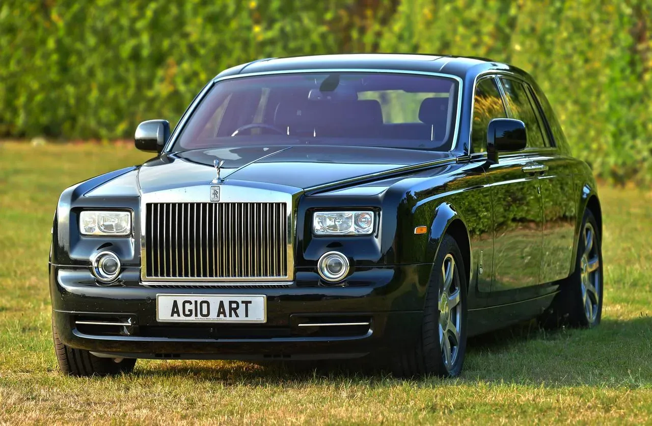 Used 2010 Rolls Royce Phantom V12 for sale in Essex | Pistonheads